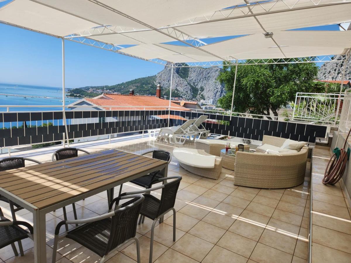 Apartment Vista Omiš Esterno foto